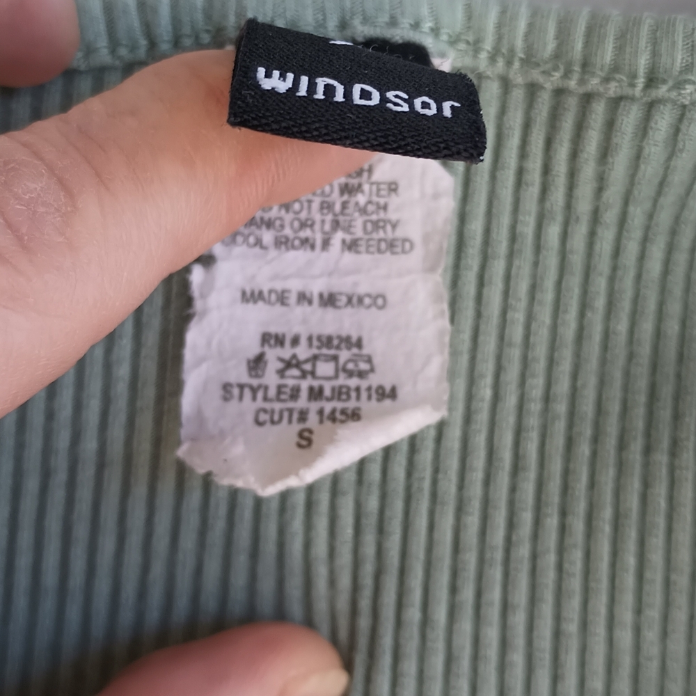 Windsor - Picture 6 of 6